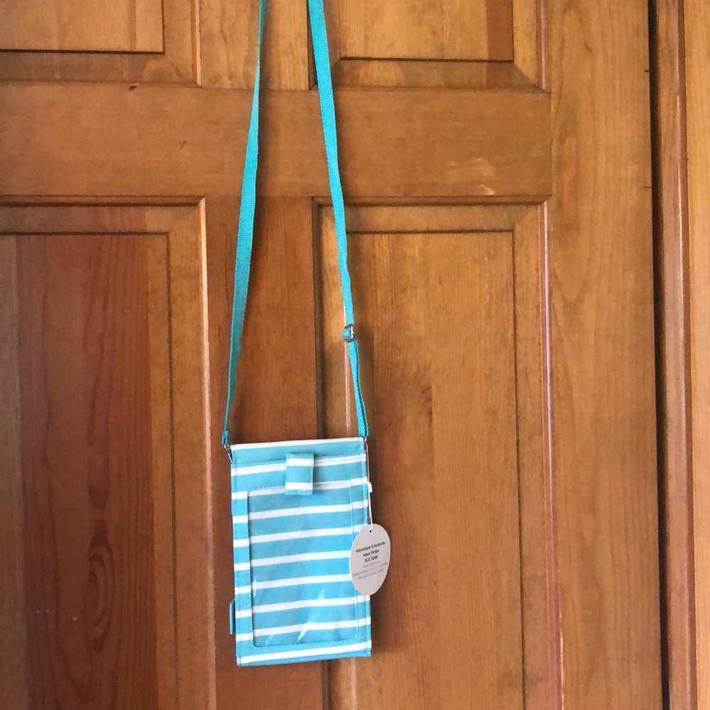 Crossbody - Picture 2 of 4